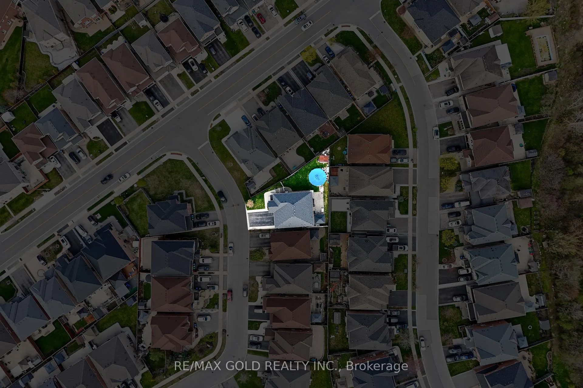 Photo 3 of 3 Powell Drive, Brampton, Sandringham-Wellington — HOMEH
