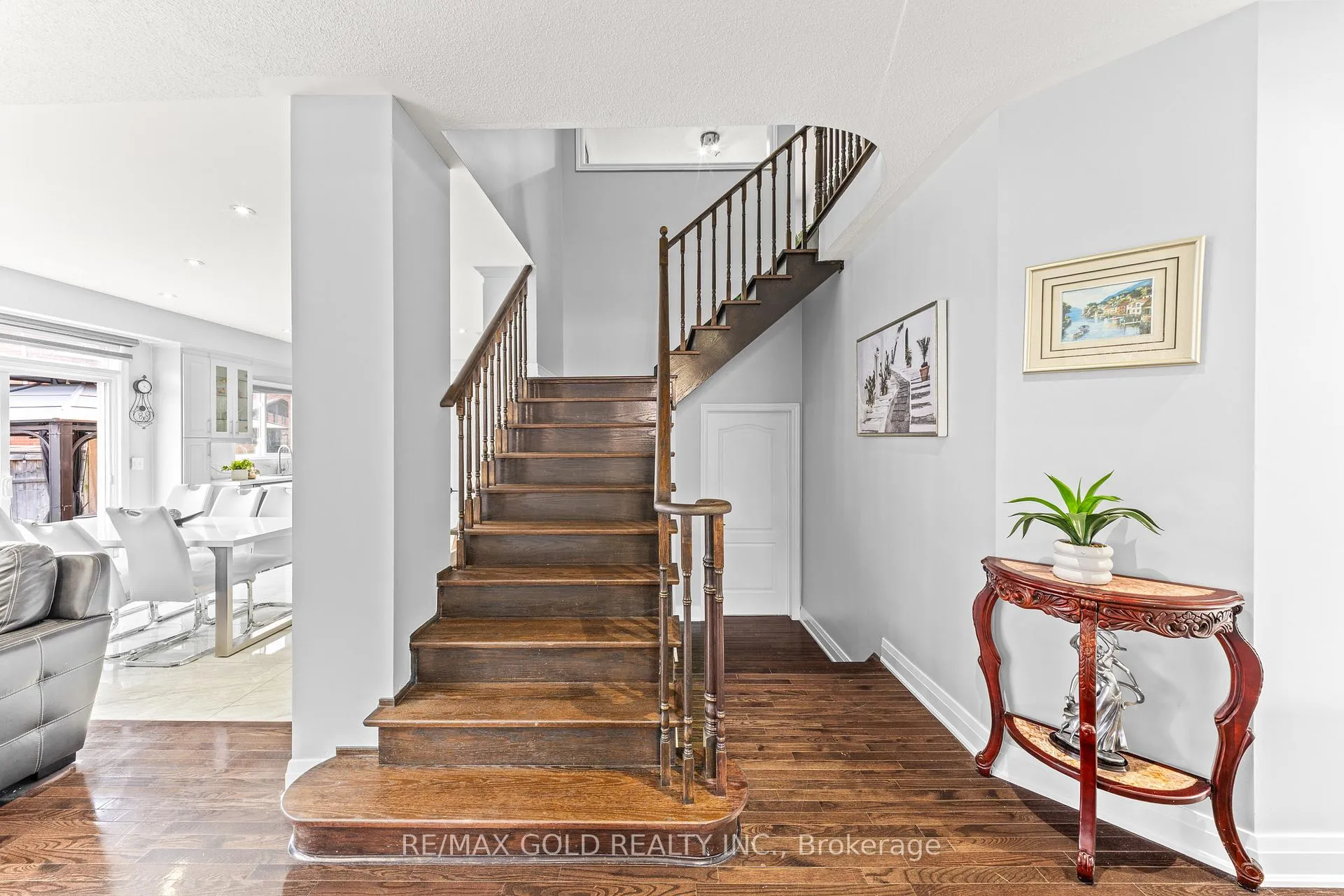 Photo 13 of 3 Powell Drive, Brampton, Sandringham-Wellington — HOMEH