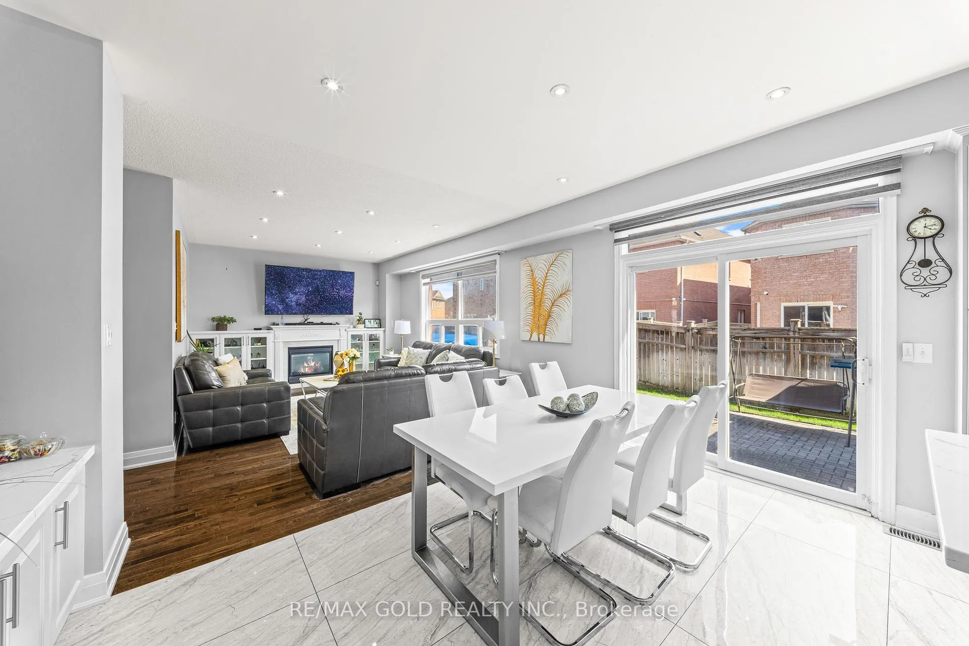 Photo 17 of 3 Powell Drive, Brampton, Sandringham-Wellington — HOMEH