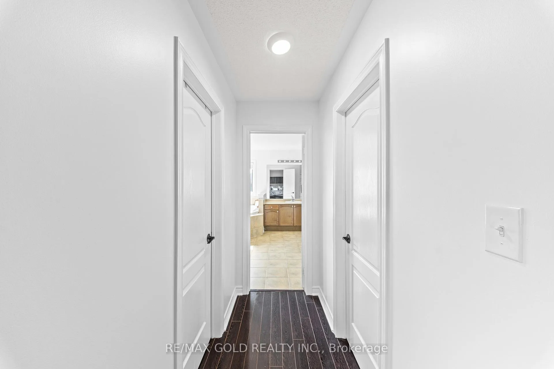 Photo 37 of 3 Powell Drive, Brampton, Sandringham-Wellington — HOMEH