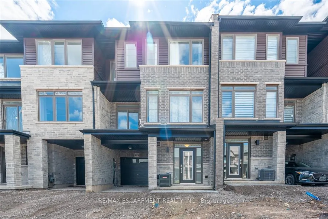 Photo 2 of 4874 Connor Drive, Lincoln, Beamsville — HOMEH