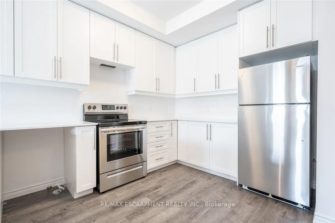 Photo 11 of 4874 Connor Drive, Lincoln, Beamsville — HOMEH