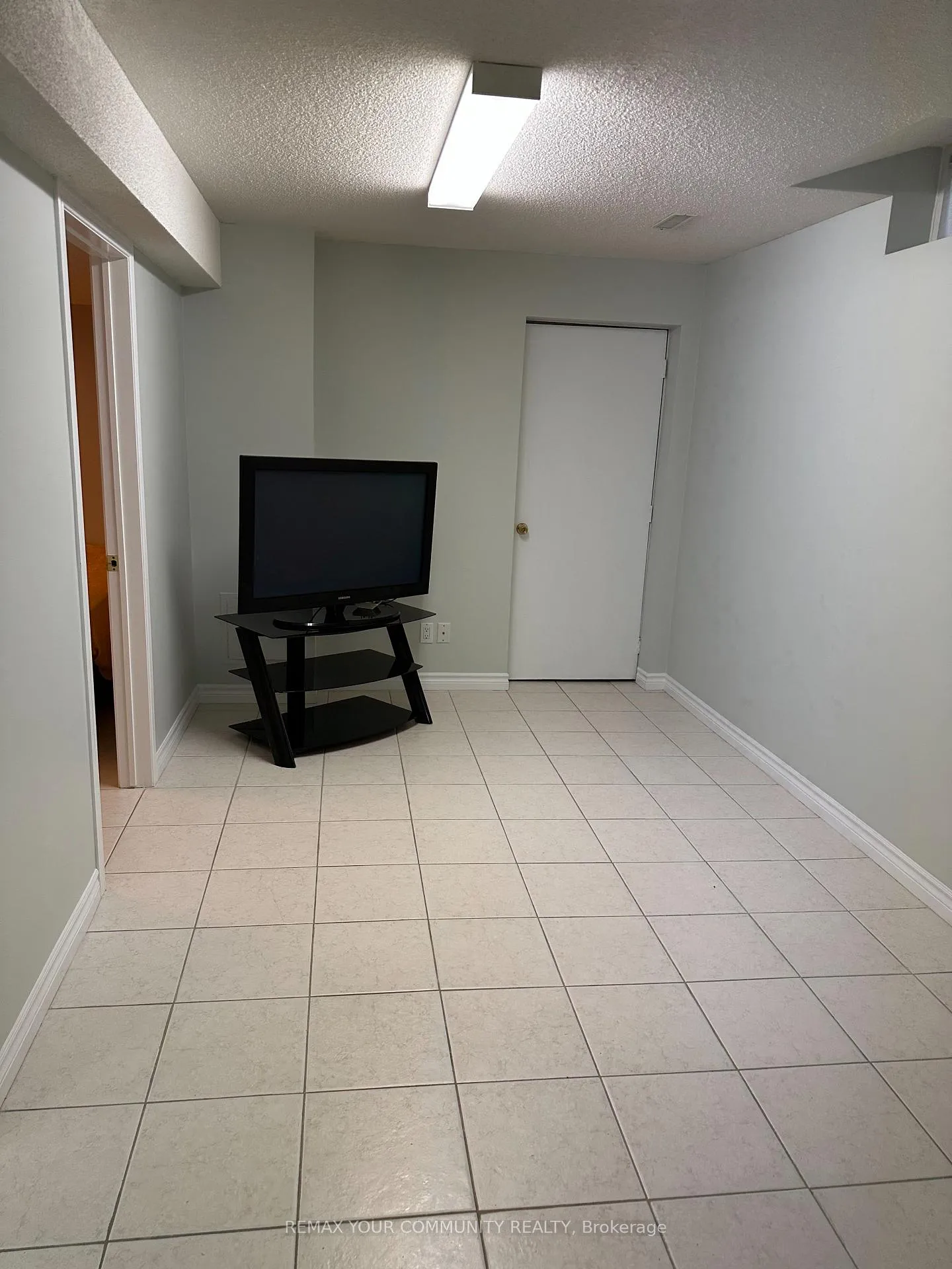 Photo 3 of 80 Ray Street, Markham, Village Green-South Unionville — HOMEH