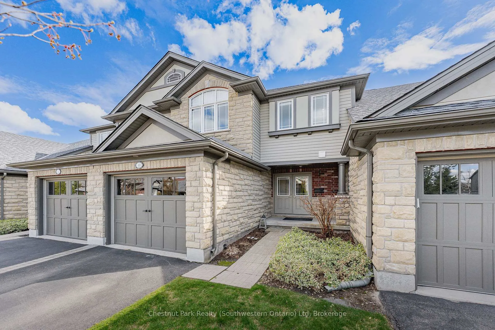 Photo 11 of 49 Katemore Drive, Guelph, Pineridge/Westminster Woods — HOMEH
