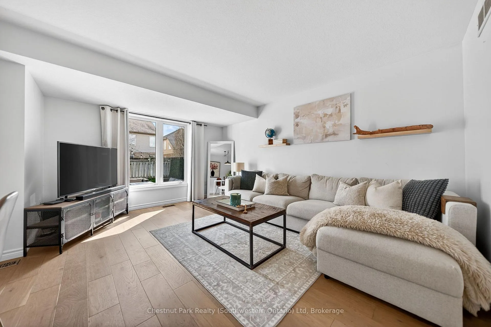Photo 21 of 49 Katemore Drive, Guelph, Pineridge/Westminster Woods — HOMEH