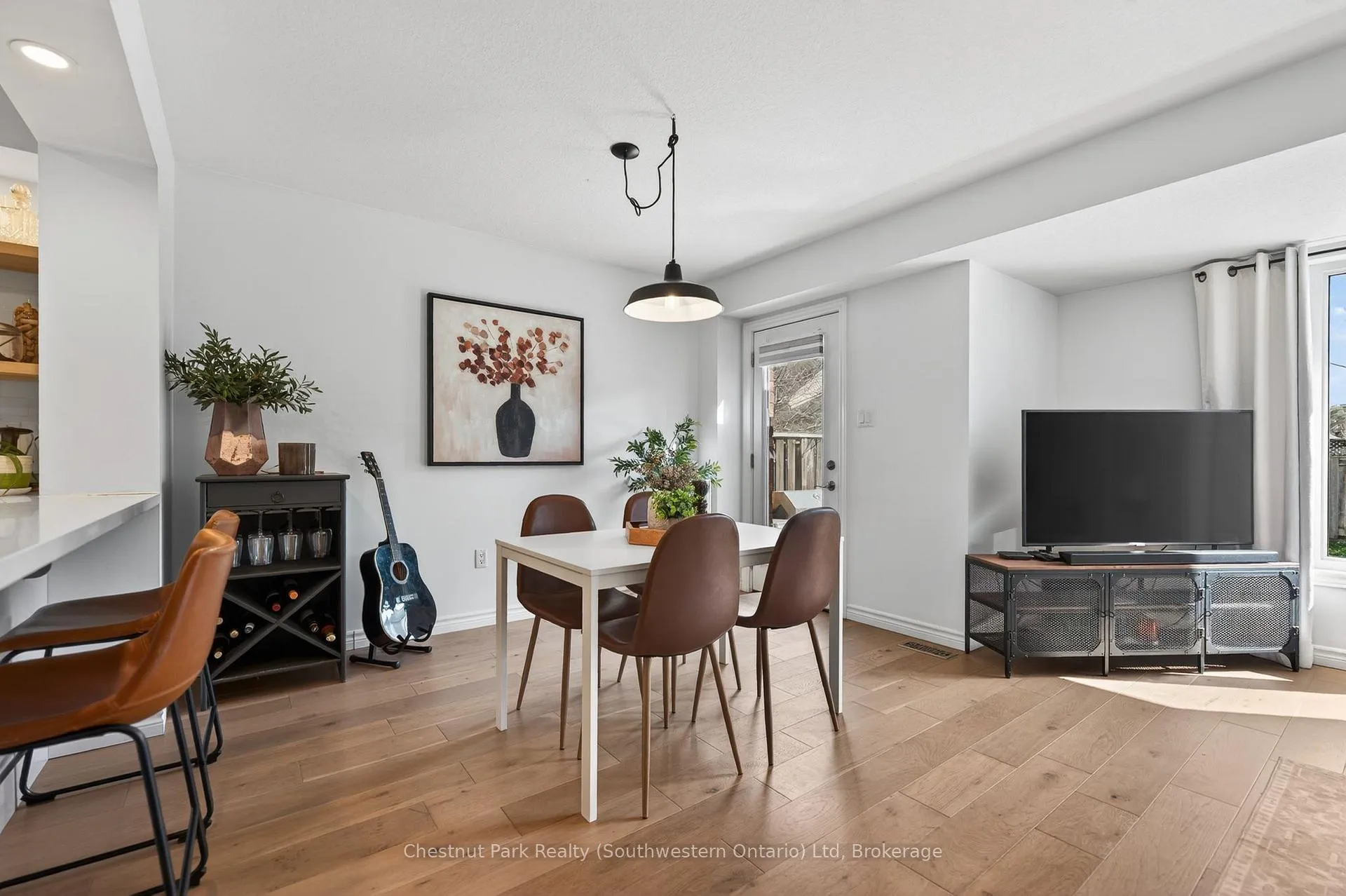Photo 27 of 49 Katemore Drive, Guelph, Pineridge/Westminster Woods — HOMEH
