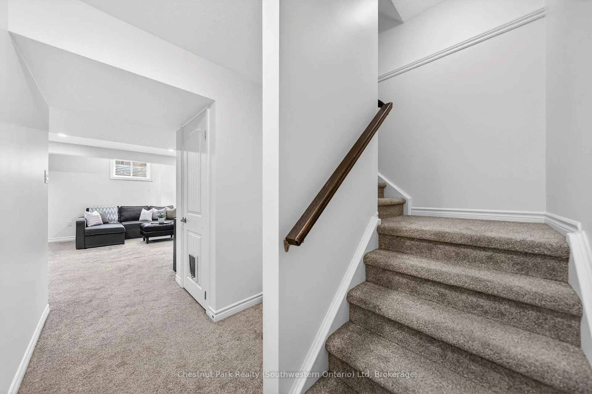 Photo 42 of 49 Katemore Drive, Guelph, Pineridge/Westminster Woods — HOMEH
