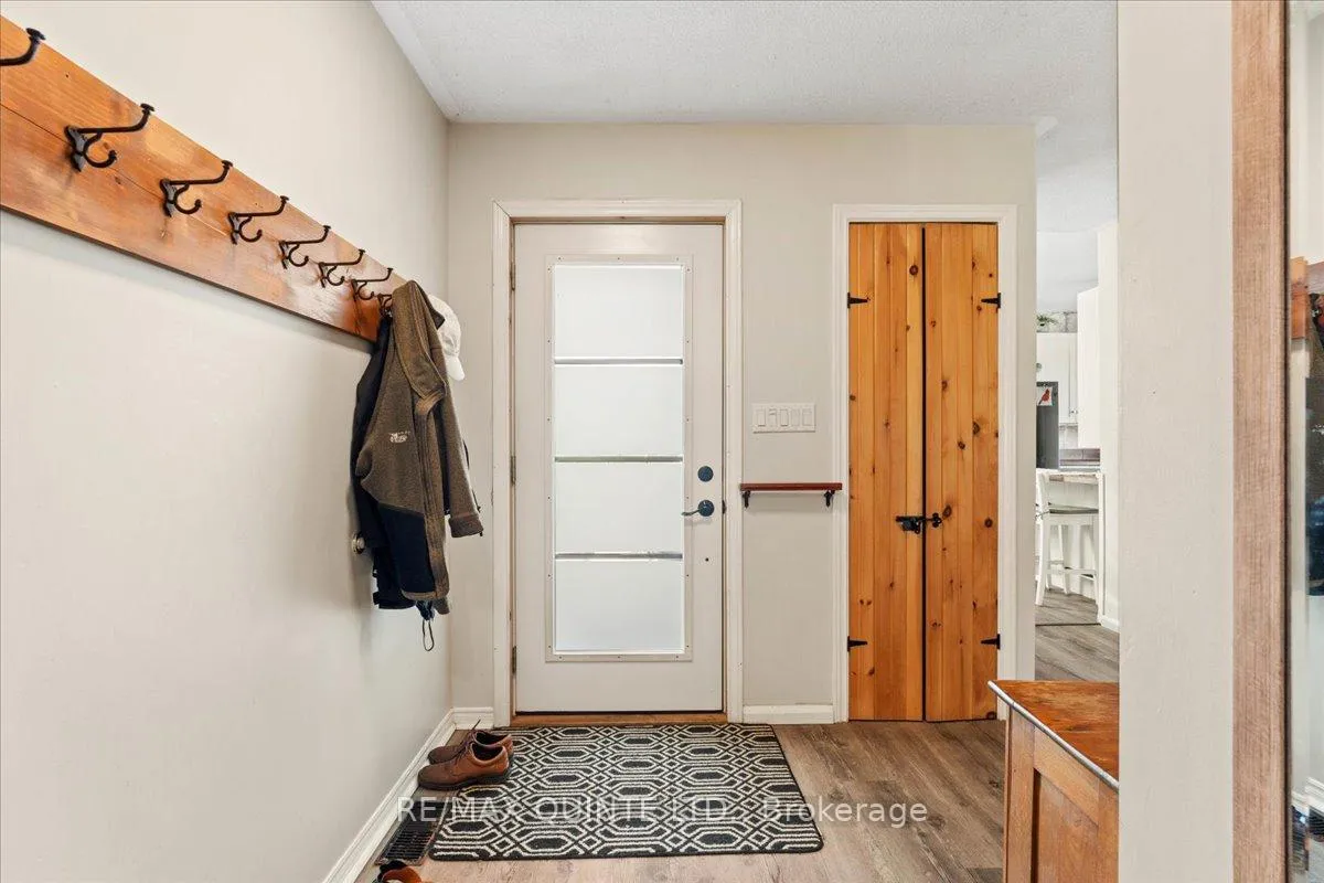 Photo 4 of 15775 Loyalist Parkway, Prince Edward County, Hallowell Ward — HOMEH