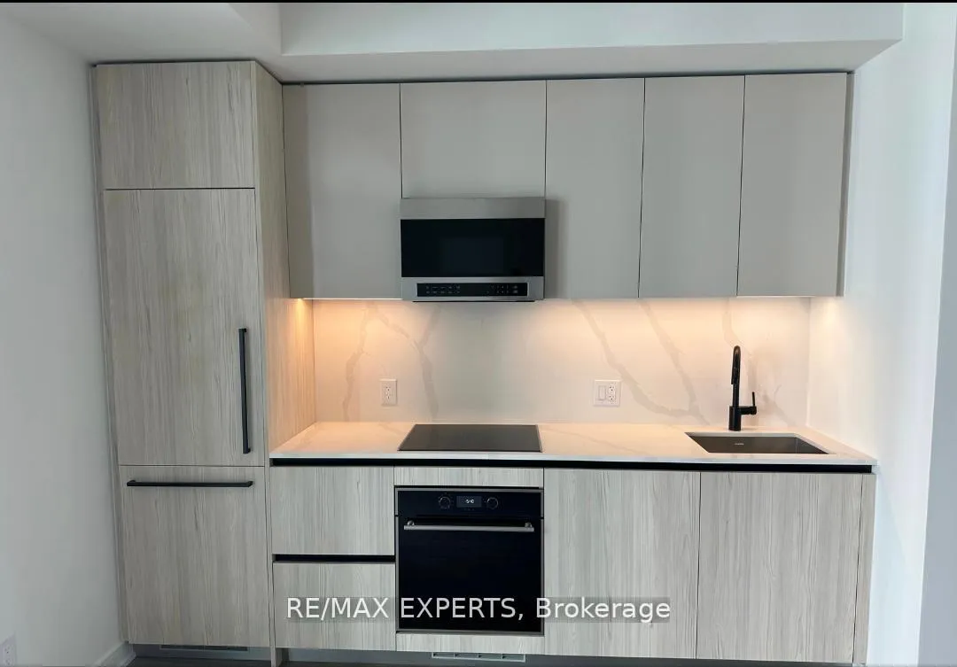 Photo 5 of Unit 418, 425 Front Street, Toronto, Waterfront Communities — HOMEH