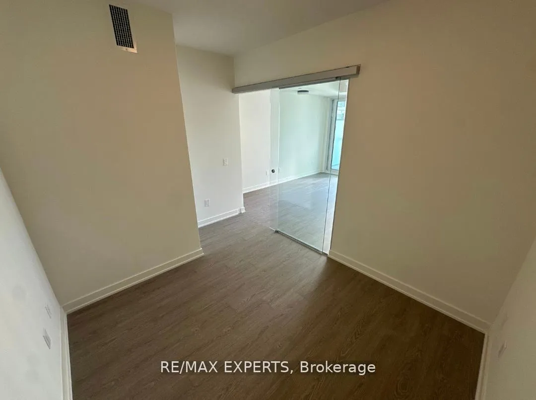 Photo 8 of Unit 418, 425 Front Street, Toronto, Waterfront Communities — HOMEH
