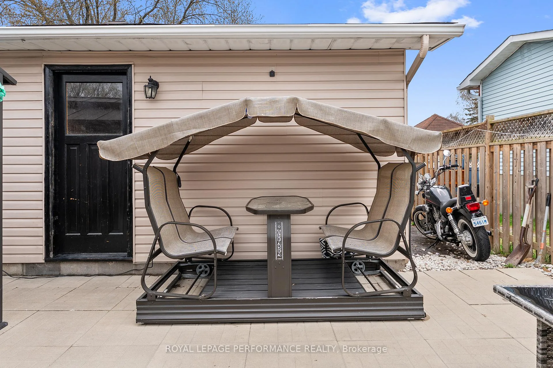 Photo 30 of 420 Hatfield Crescent, Ottawa, Bilberry Creek/Queenswood Heights — HOMEH