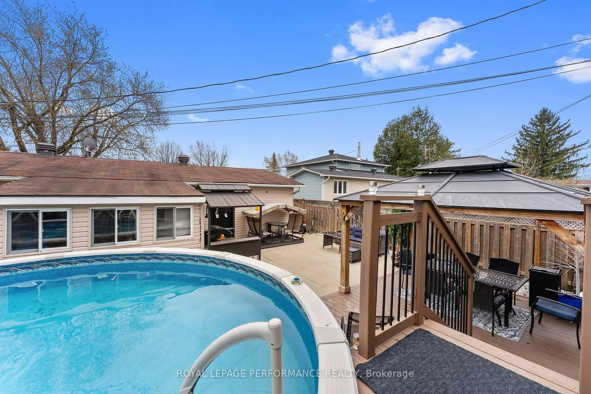 Photo 38 of 420 Hatfield Crescent, Ottawa, Bilberry Creek/Queenswood Heights — HOMEH