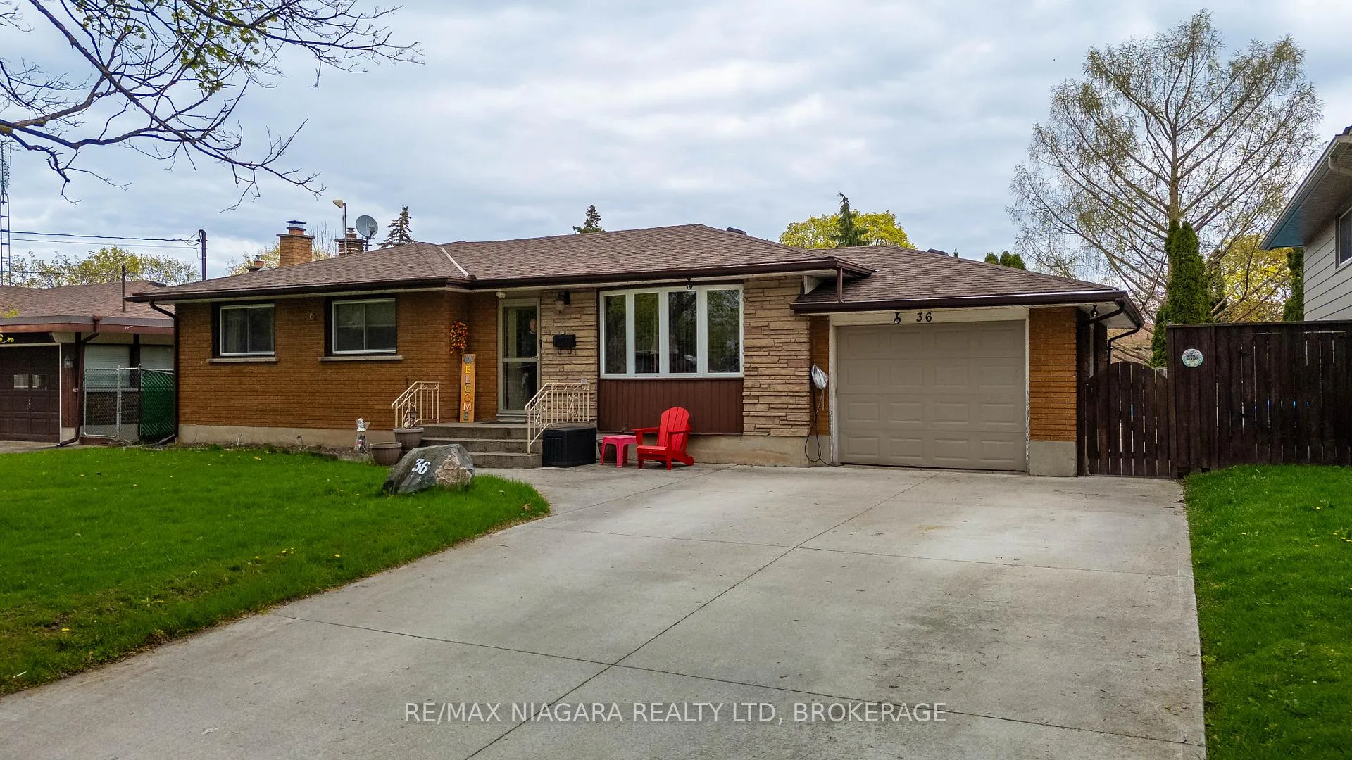 Photo 1 of 36 St Lawrence Drive, St. Catharines, Bunting/Linwell — HOMEH