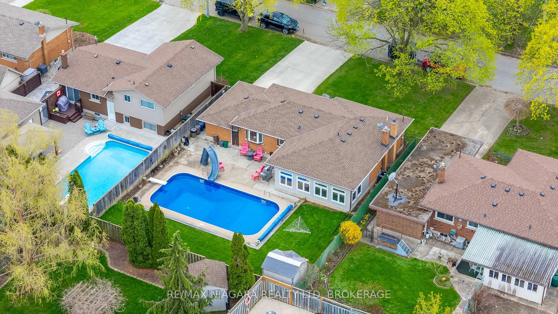 Photo 5 of 36 St Lawrence Drive, St. Catharines, Bunting/Linwell — HOMEH
