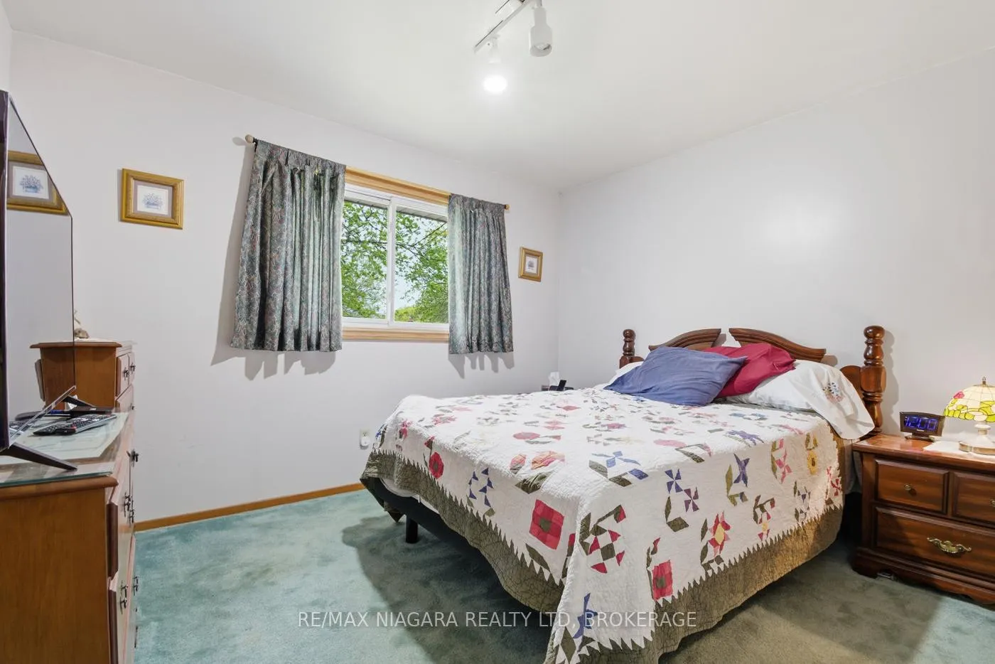 Photo 17 of 36 St Lawrence Drive, St. Catharines, Bunting/Linwell — HOMEH