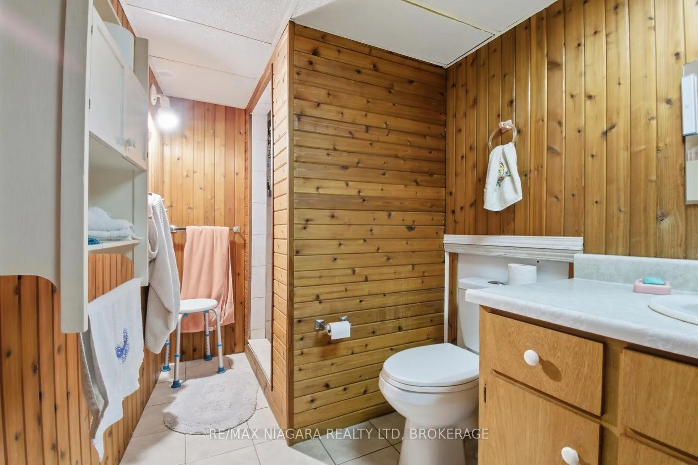 Photo 22 of 36 St Lawrence Drive, St. Catharines, Bunting/Linwell — HOMEH