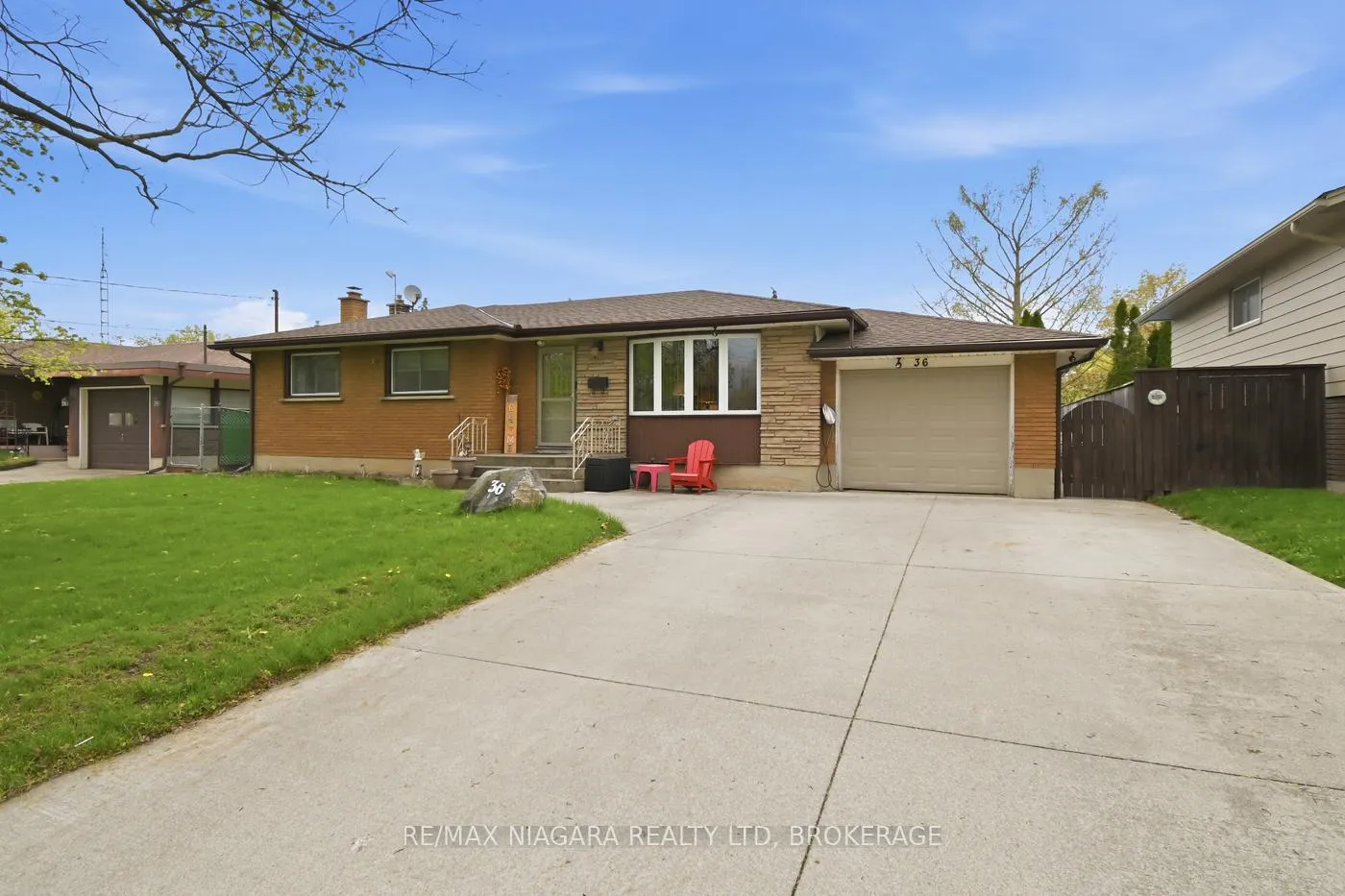 Photo 28 of 36 St Lawrence Drive, St. Catharines, Bunting/Linwell — HOMEH