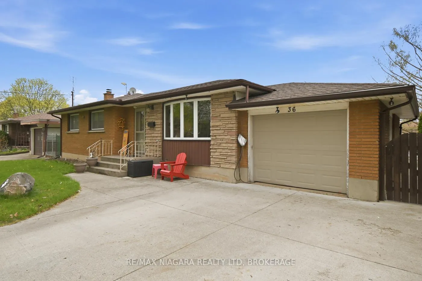 Photo 31 of 36 St Lawrence Drive, St. Catharines, Bunting/Linwell — HOMEH