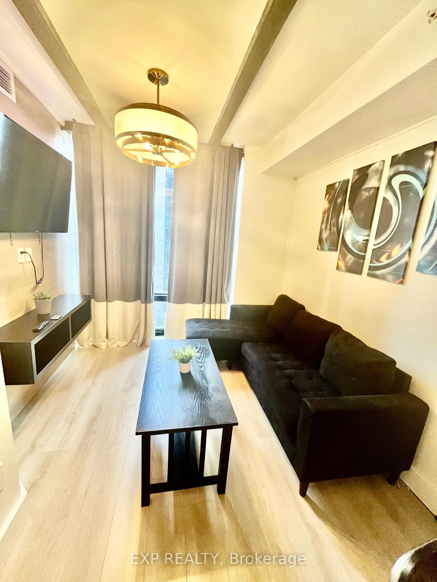 Photo 5 of Unit 928, 145 Columbia Street W, Waterloo — HOMEH