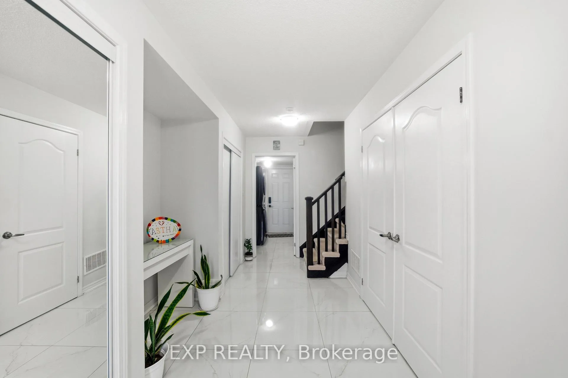 Photo 3 of 6 Toledo Lane, Brampton, Northwest Brampton — HOMEH
