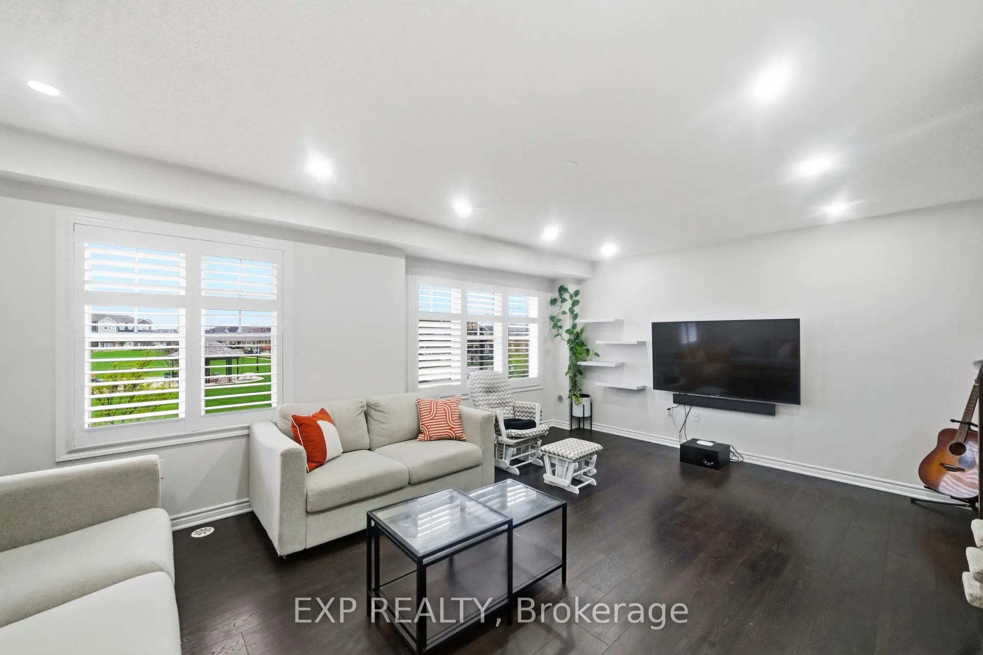 Photo 8 of 6 Toledo Lane, Brampton, Northwest Brampton — HOMEH