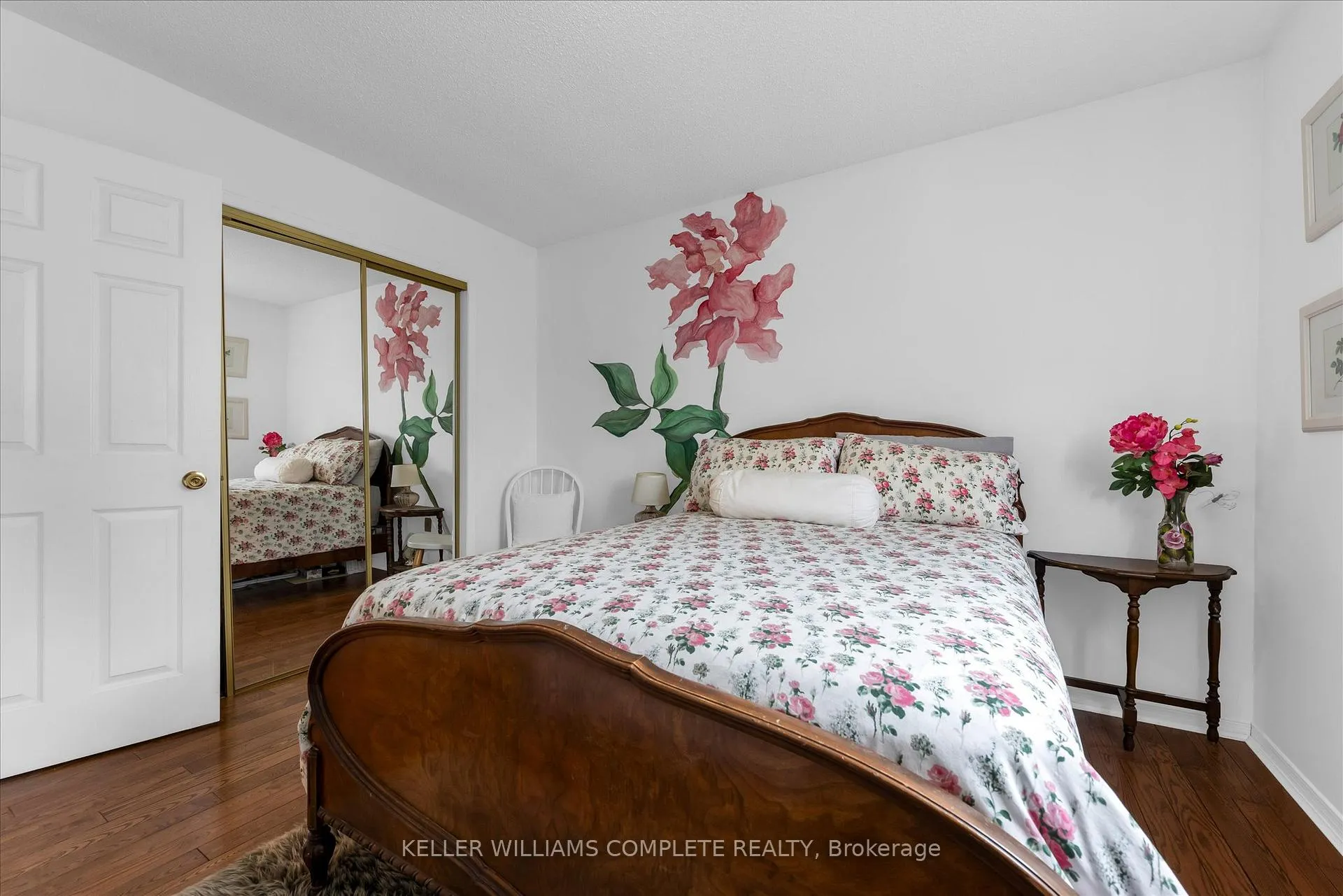 Photo 24 of 16 Homeland Avenue, Hamilton, Lakeshore — HOMEH