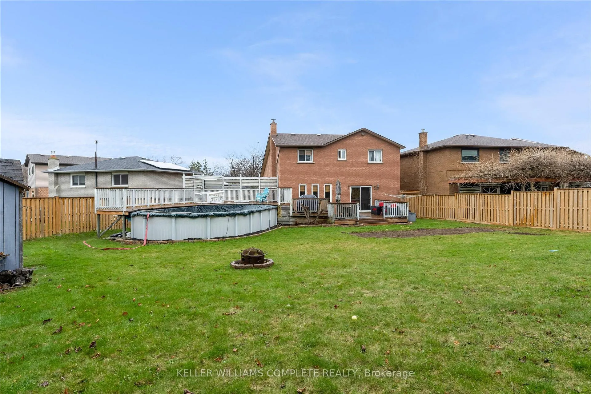 Photo 37 of 16 Homeland Avenue, Hamilton, Lakeshore — HOMEH