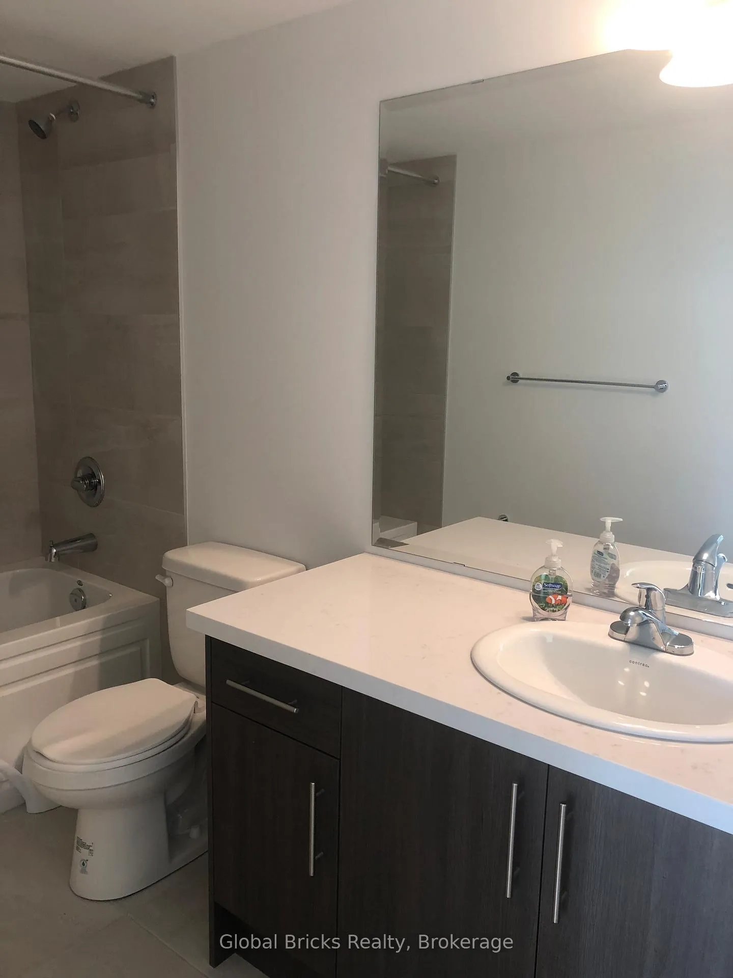 Photo 5 of Unit !8, 65 Romilly Ave, Brampton, Northwest Brampton — HOMEH