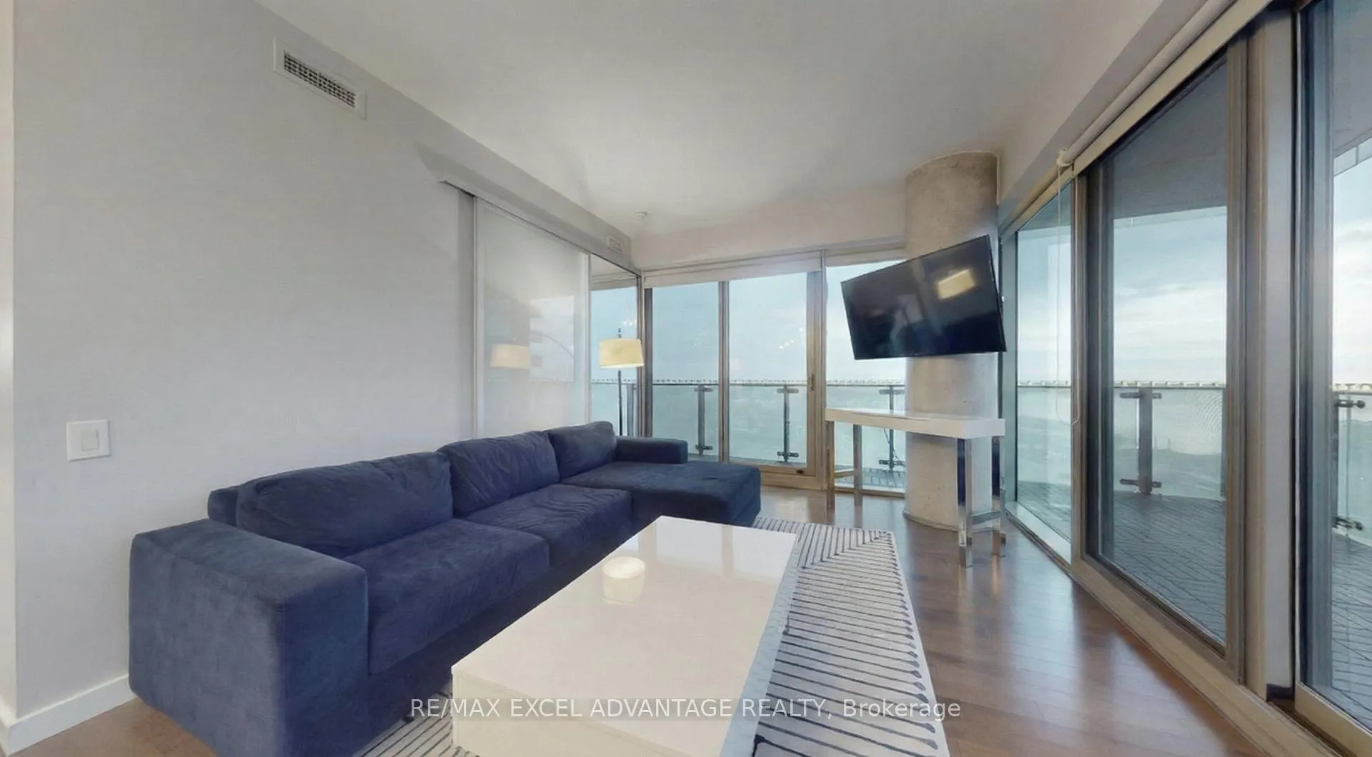 Photo 3 of Unit 1910, 390 Cherry Street, Toronto, Waterfront Communities — HOMEH