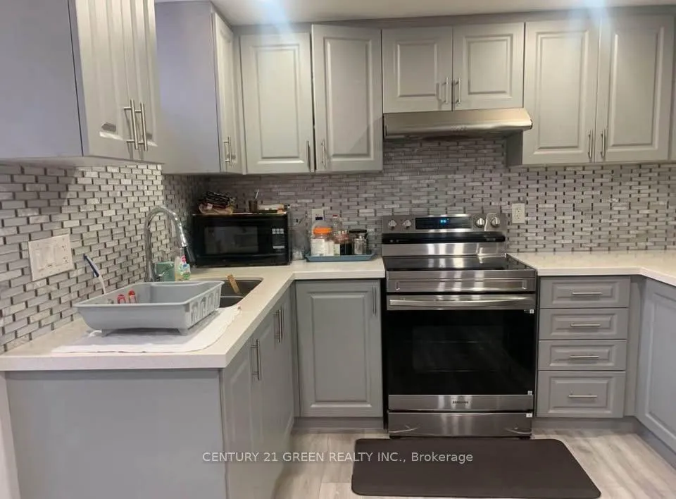 Photo 5 of Unit Bsmt, 30 Gillis Road, Brampton, Northwest Brampton — HOMEH