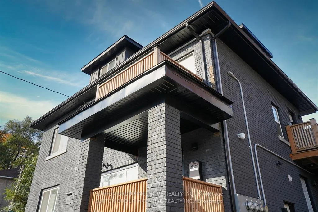 Photo 1 of 88 Tisdale Street S, Hamilton, Stinson — HOMEH