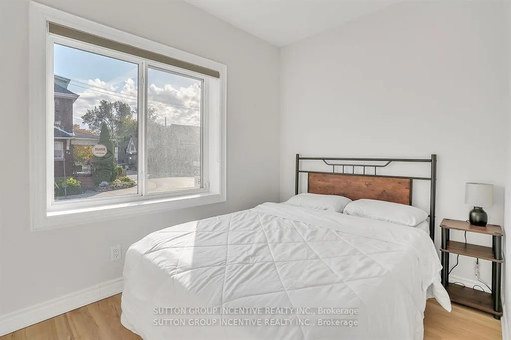 Photo 11 of 88 Tisdale Street S, Hamilton, Stinson — HOMEH