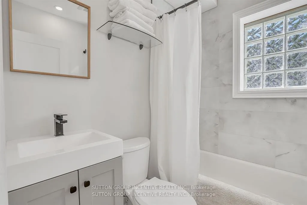 Photo 12 of 88 Tisdale Street S, Hamilton, Stinson — HOMEH