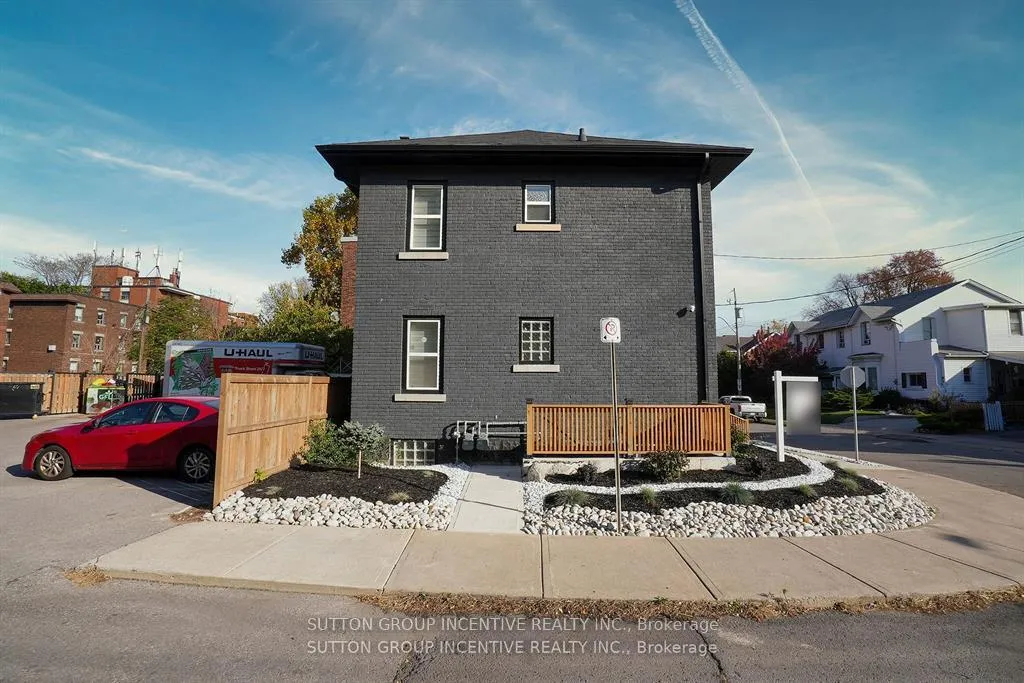 Photo 16 of 88 Tisdale Street S, Hamilton, Stinson — HOMEH