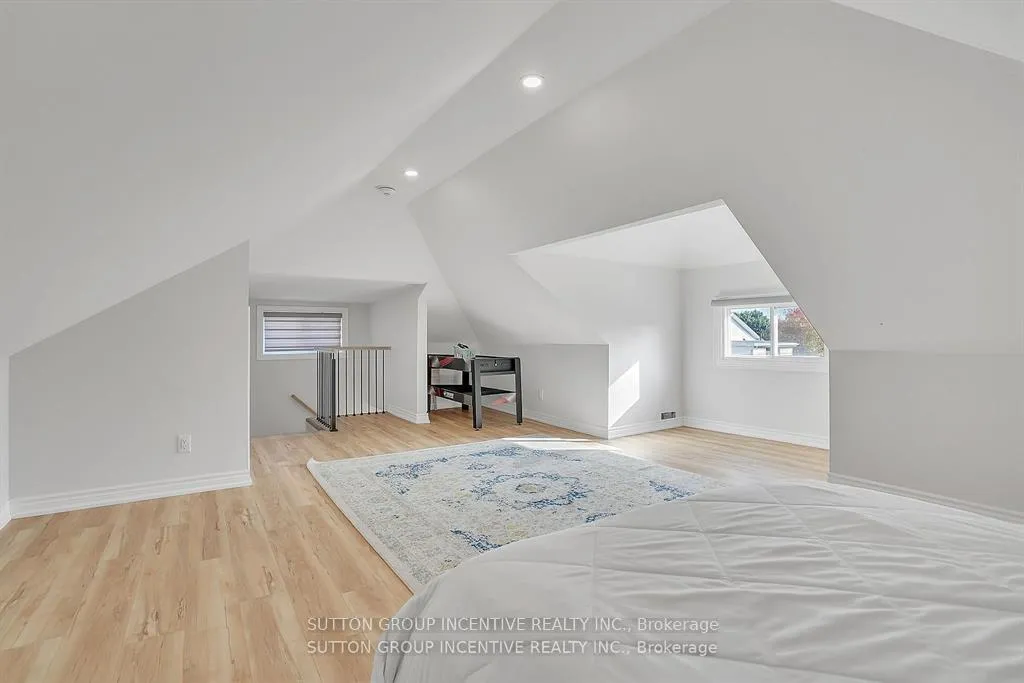Photo 23 of 88 Tisdale Street S, Hamilton, Stinson — HOMEH