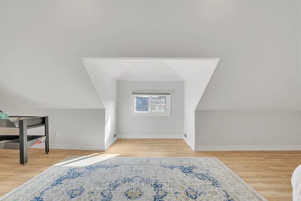 Photo 25 of 88 Tisdale Street S, Hamilton, Stinson — HOMEH
