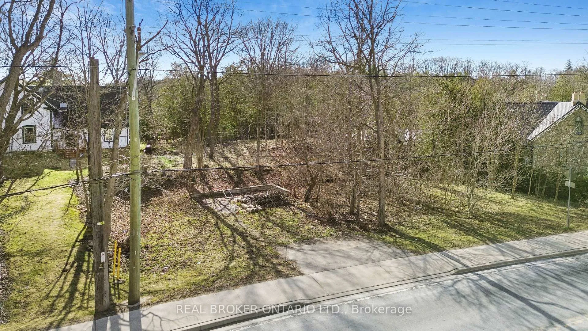 Photo 2 of 285 Main Street S, Guelph/Eramosa, Rockwood — HOMEH