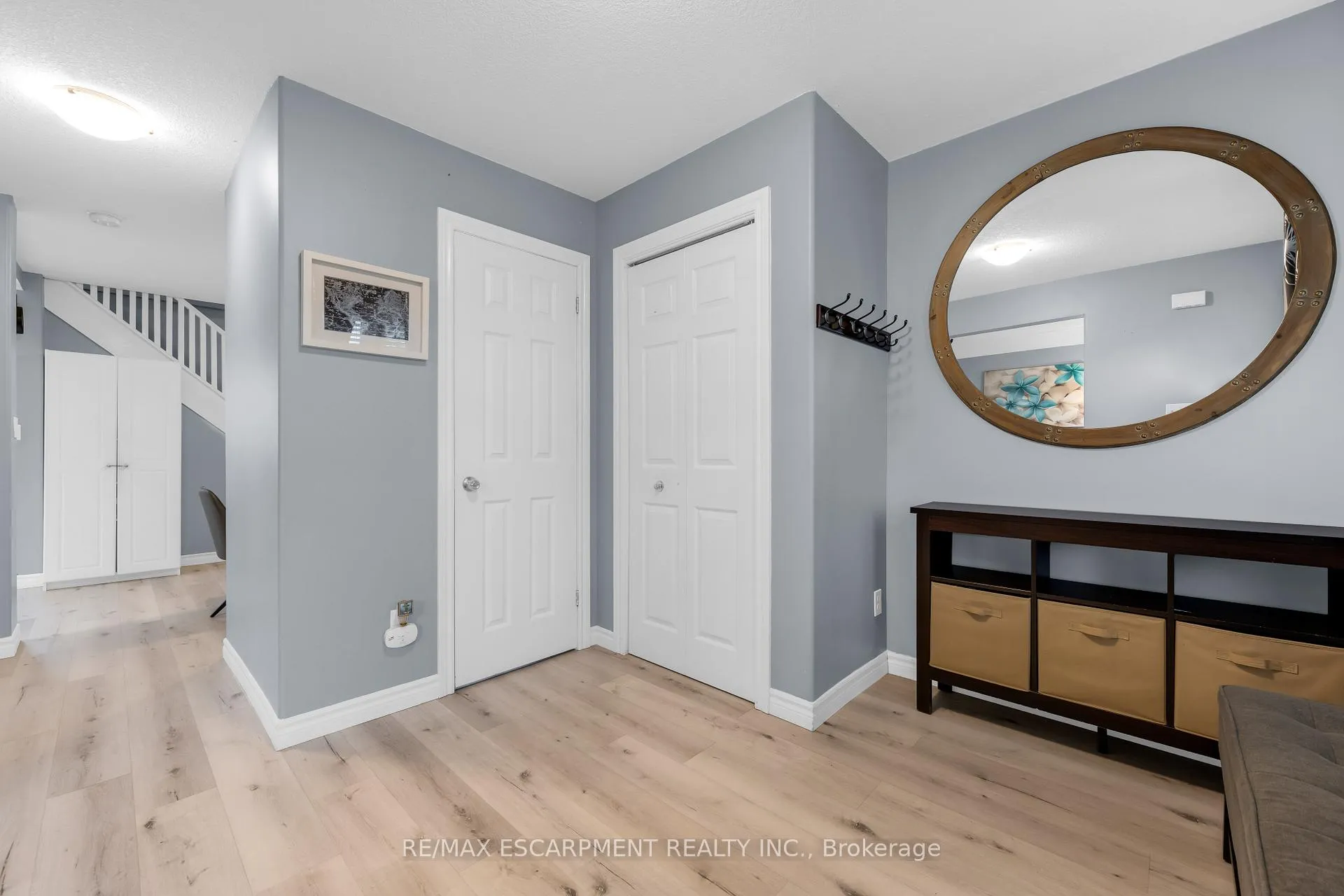 Photo 4 of 221 Julian Avenue, Hamilton, Normanhurst — HOMEH