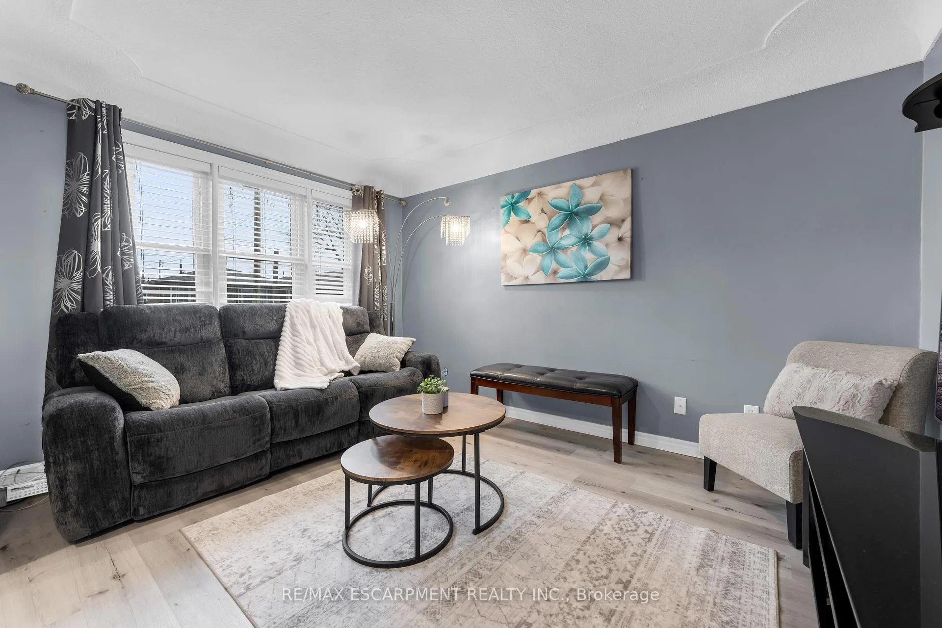 Photo 7 of 221 Julian Avenue, Hamilton, Normanhurst — HOMEH
