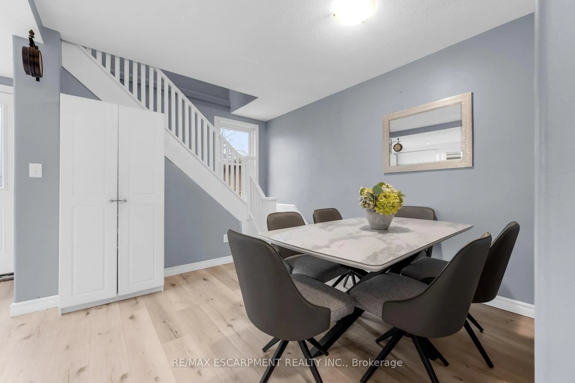 Photo 11 of 221 Julian Avenue, Hamilton, Normanhurst — HOMEH