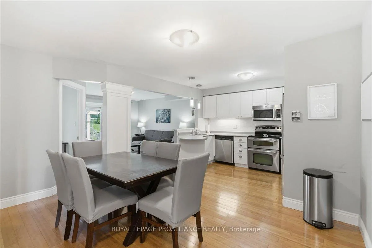Photo 9 of 1342 Eagle Crescent, Peterborough, Monaghan Ward 2 — HOMEH