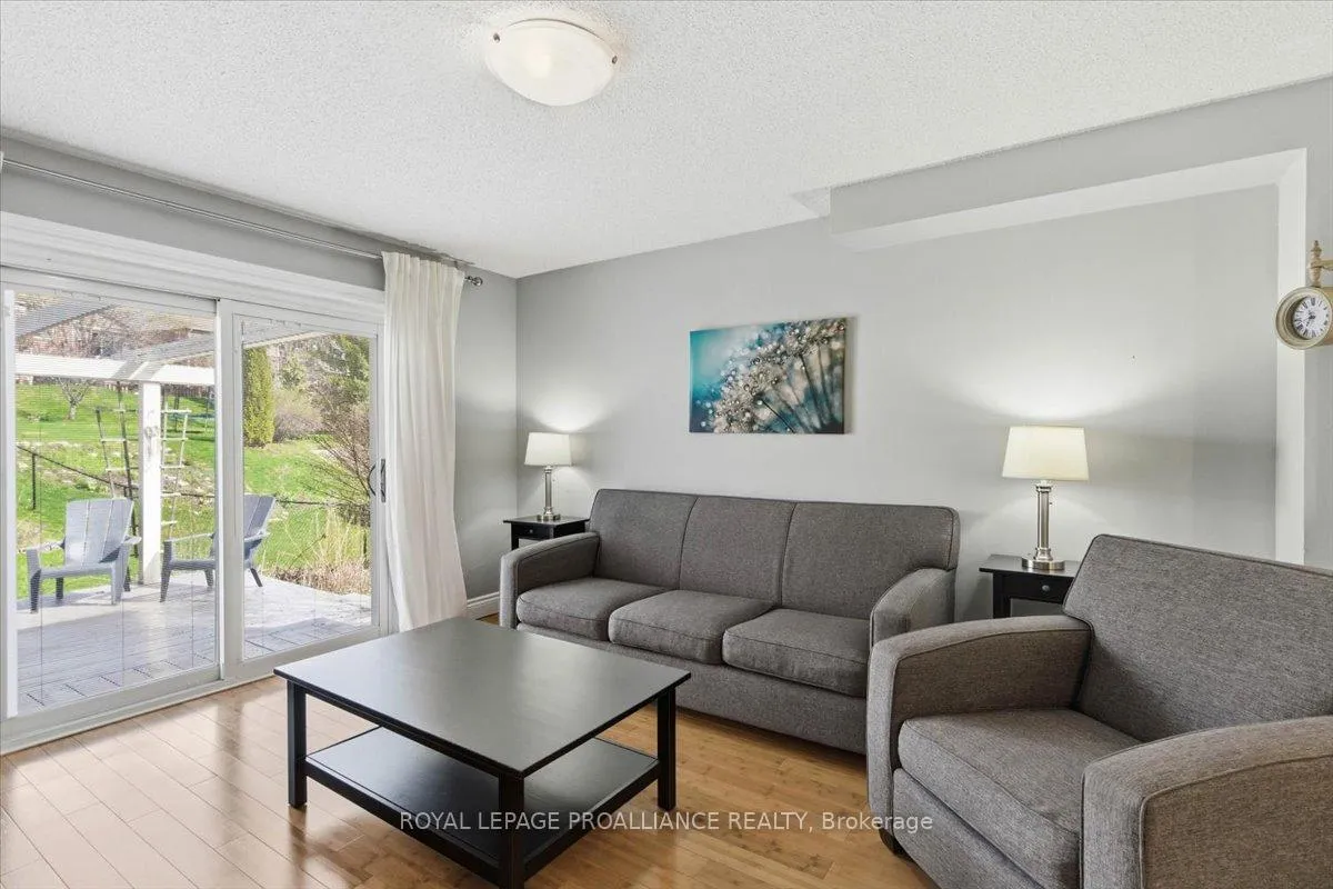 Photo 23 of 1342 Eagle Crescent, Peterborough, Monaghan Ward 2 — HOMEH