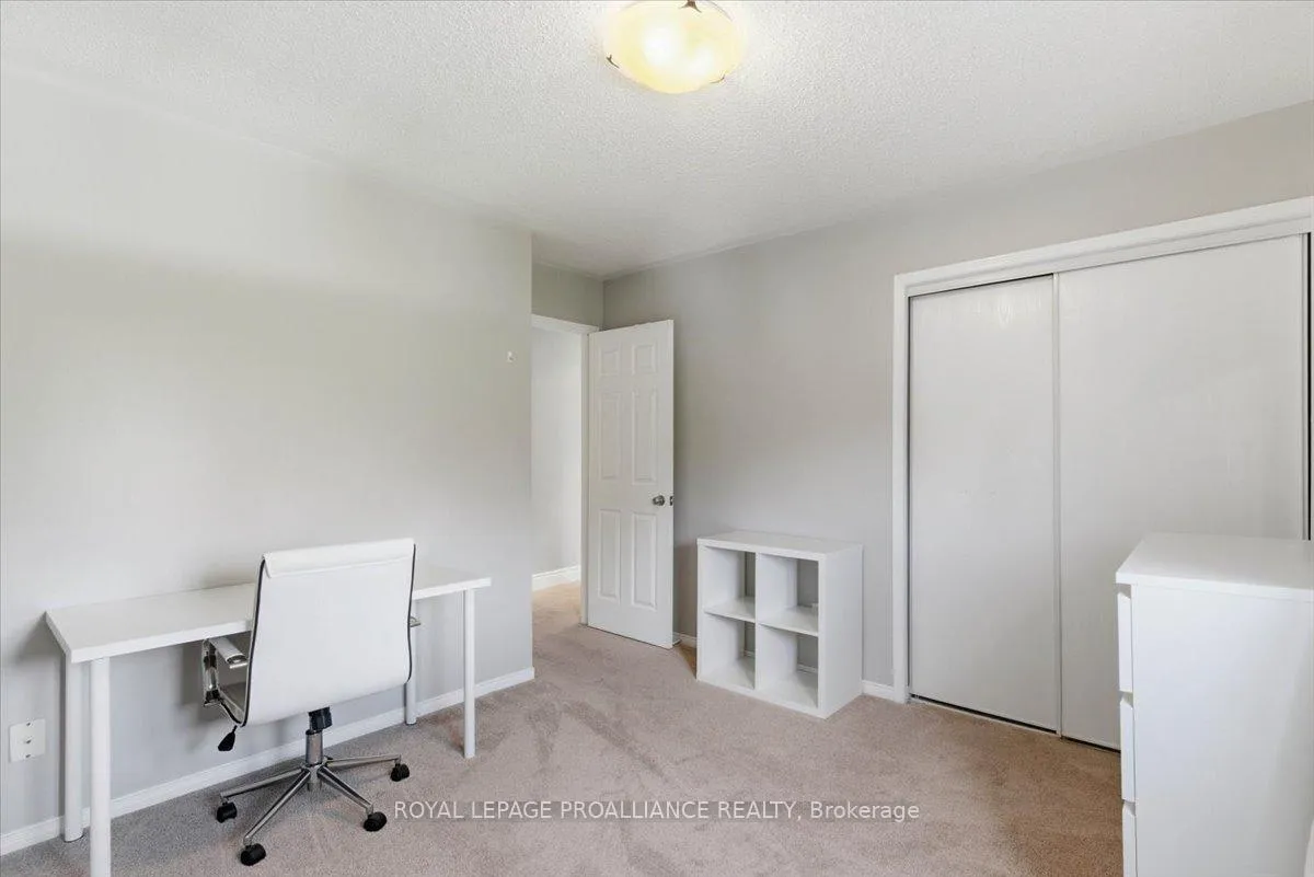 Photo 31 of 1342 Eagle Crescent, Peterborough, Monaghan Ward 2 — HOMEH