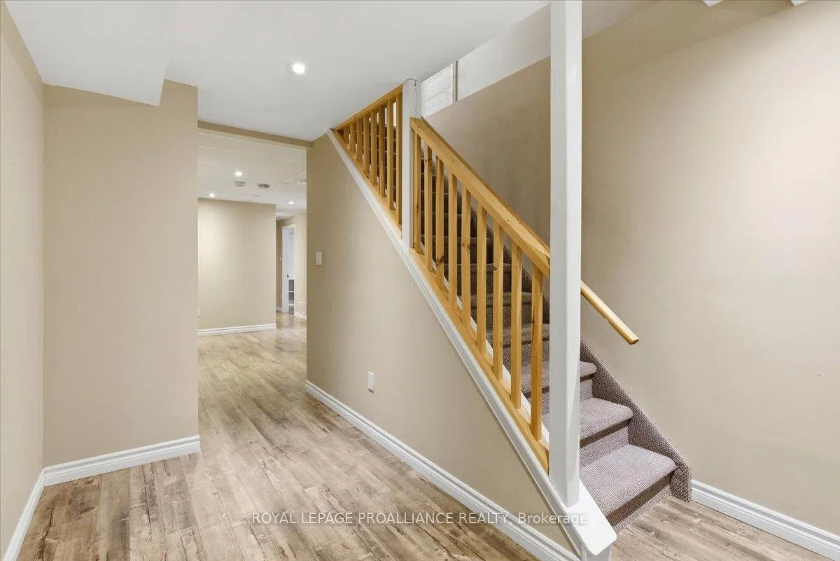 Photo 33 of 1342 Eagle Crescent, Peterborough, Monaghan Ward 2 — HOMEH