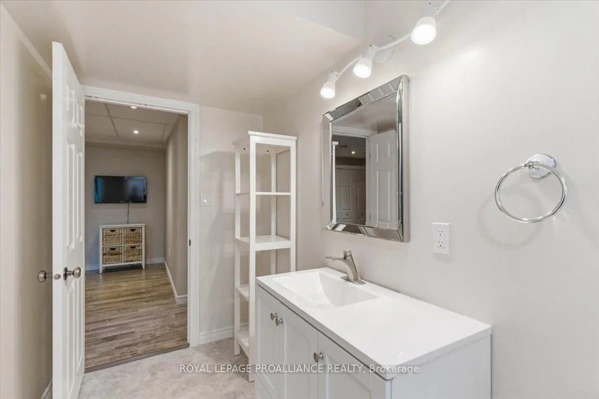 Photo 36 of 1342 Eagle Crescent, Peterborough, Monaghan Ward 2 — HOMEH
