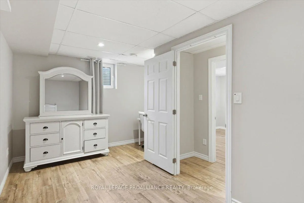 Photo 37 of 1342 Eagle Crescent, Peterborough, Monaghan Ward 2 — HOMEH