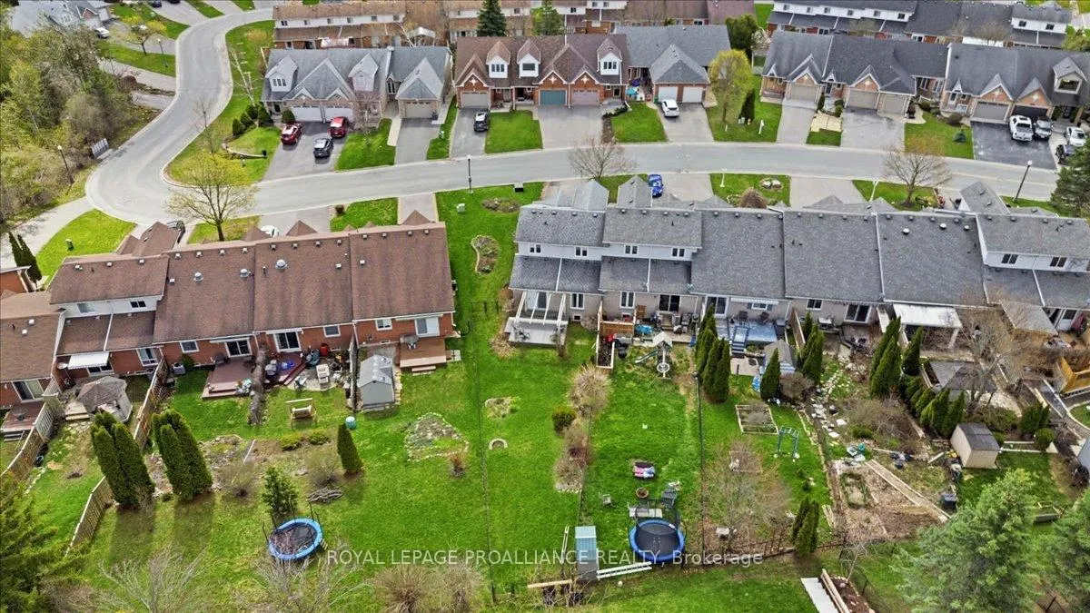 Photo 49 of 1342 Eagle Crescent, Peterborough, Monaghan Ward 2 — HOMEH