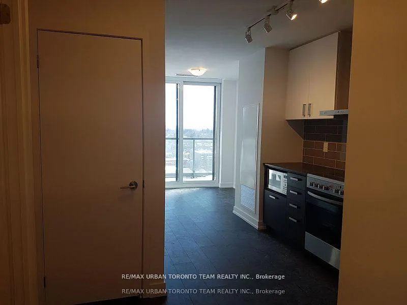Photo 1 of Unit 915, 125 Redpath Avenue, Toronto, Mount Pleasant East — HOMEH