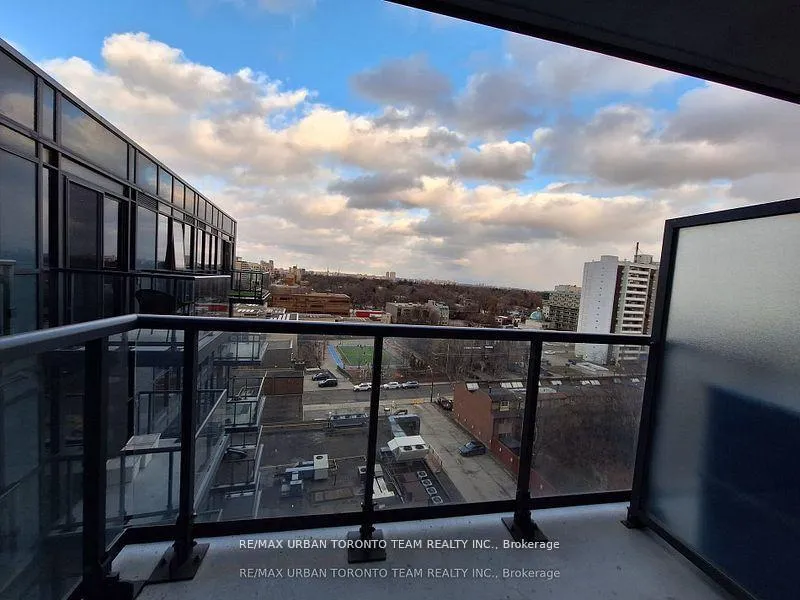 Photo 14 of Unit 915, 125 Redpath Avenue, Toronto, Mount Pleasant East — HOMEH