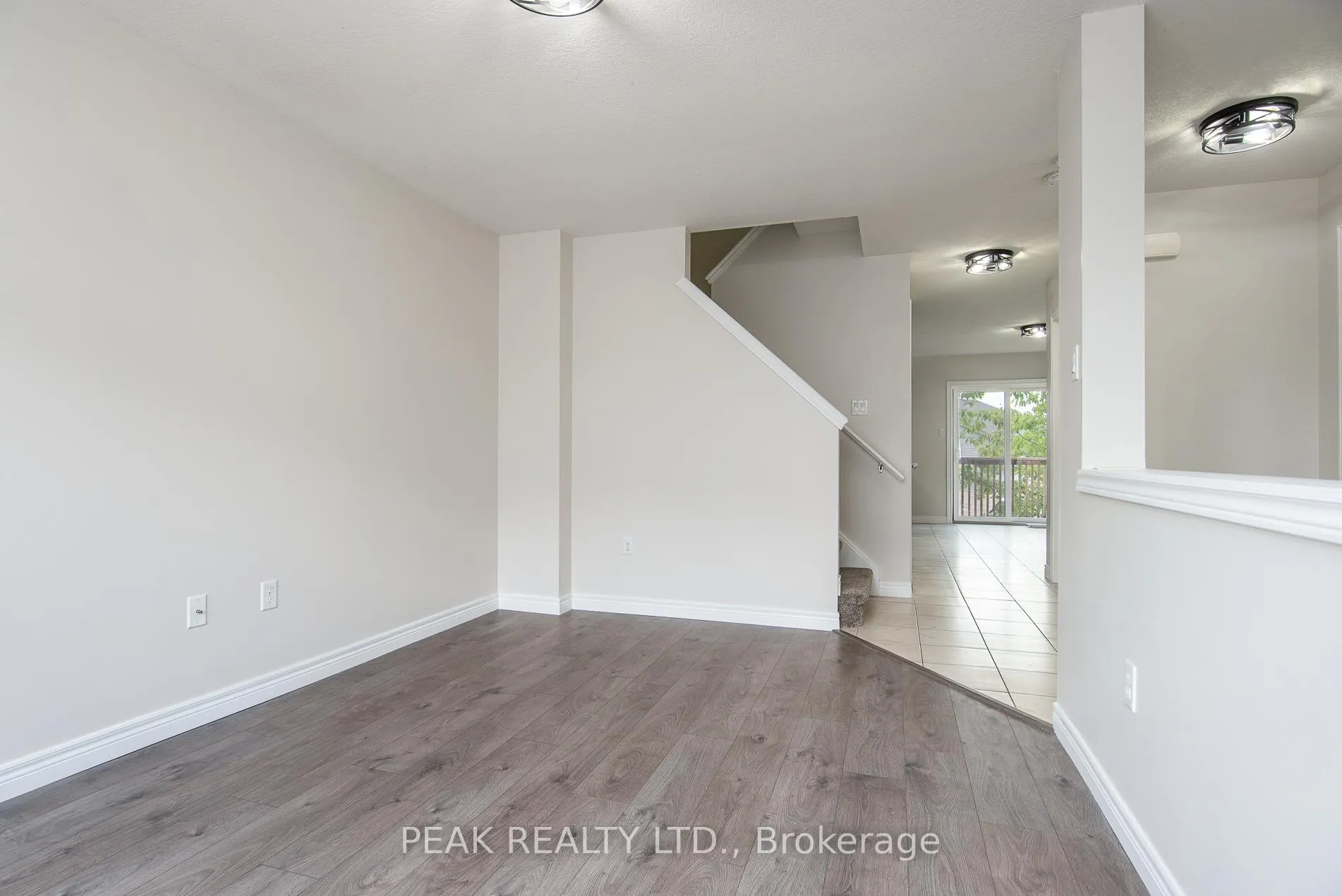 Photo 5 of Unit J-3, 70 Willowrun Drive, Kitchener — HOMEH